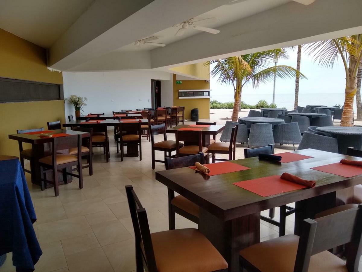 Hotel Makana Resort Tonsupa Exteriör bild